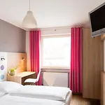 1St Creatif Hotel Elephant
