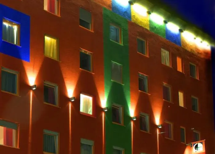 1St Creatif Hotel Elephant